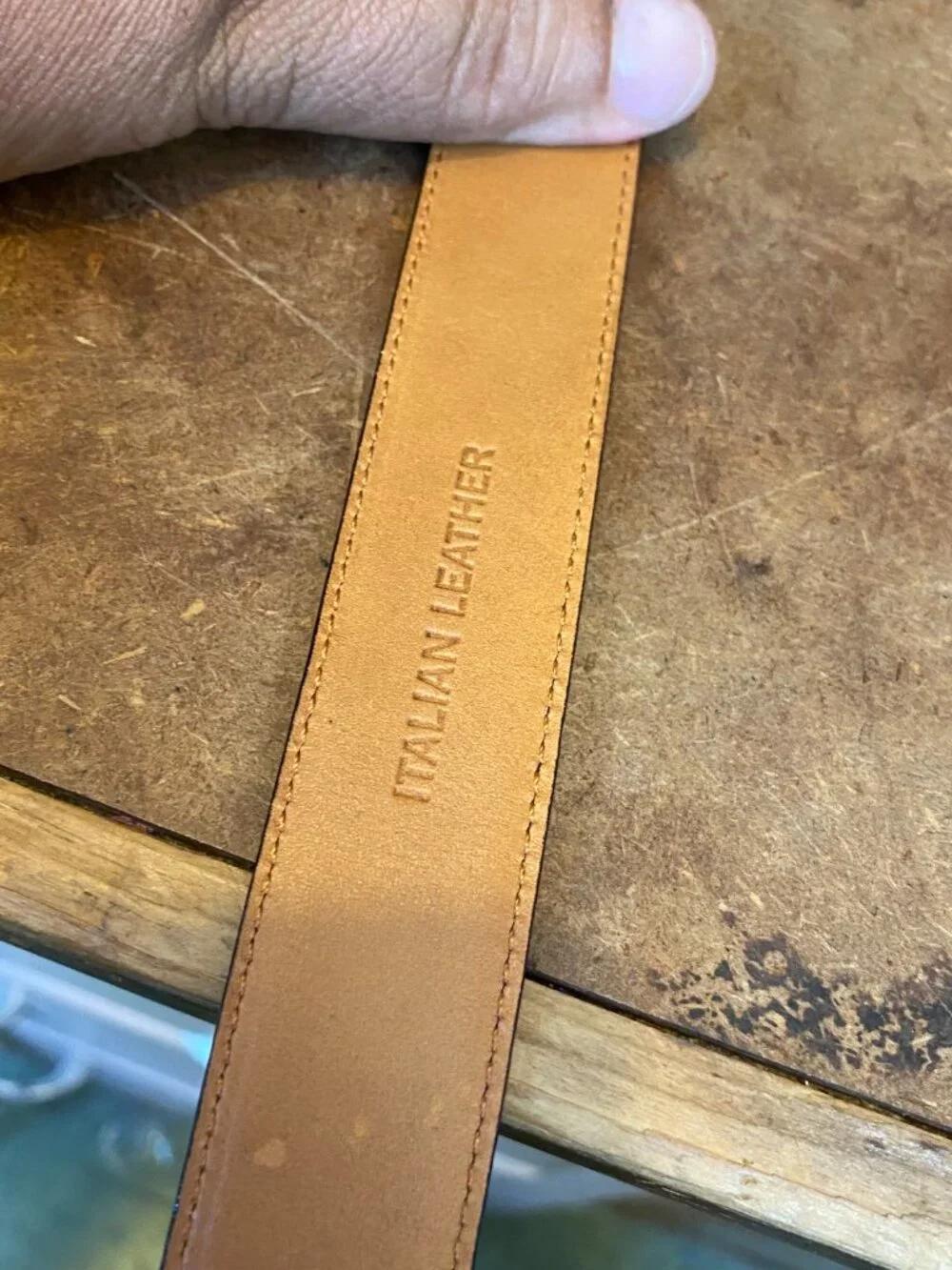 NWT Lauren Ralph Lauren black leather belt gold toned single prong buckle